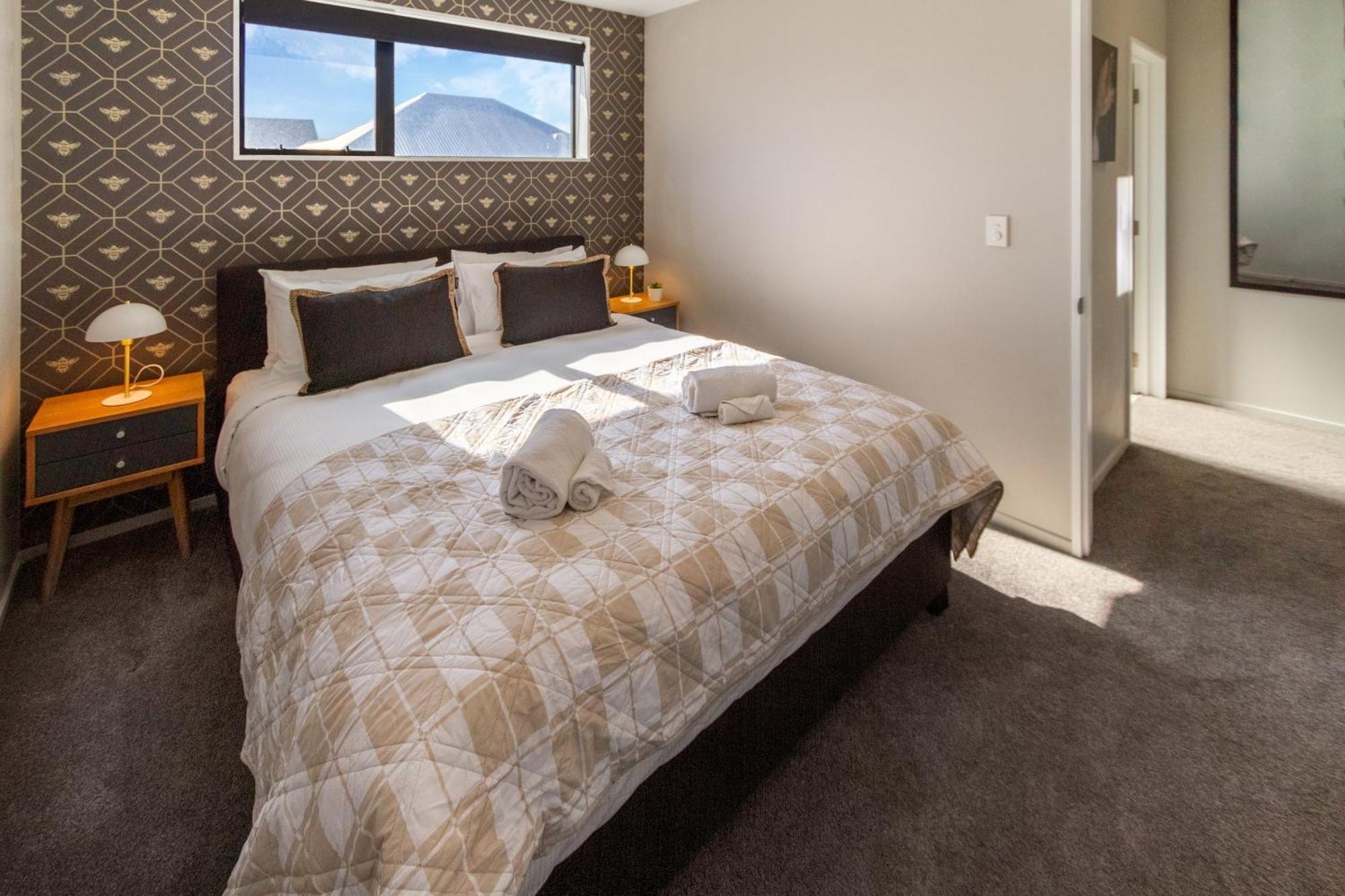 Luxury Without Limits In Cbd Christchurch Exterior photo